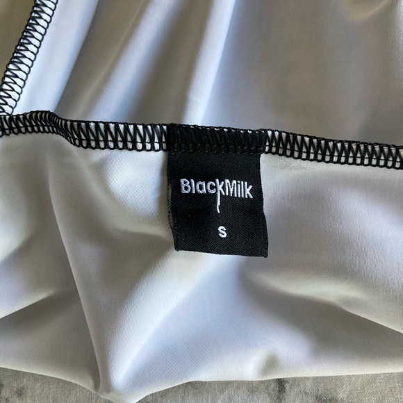 Skeleton 3-D ribs dress💀 - Picture 10 of 12